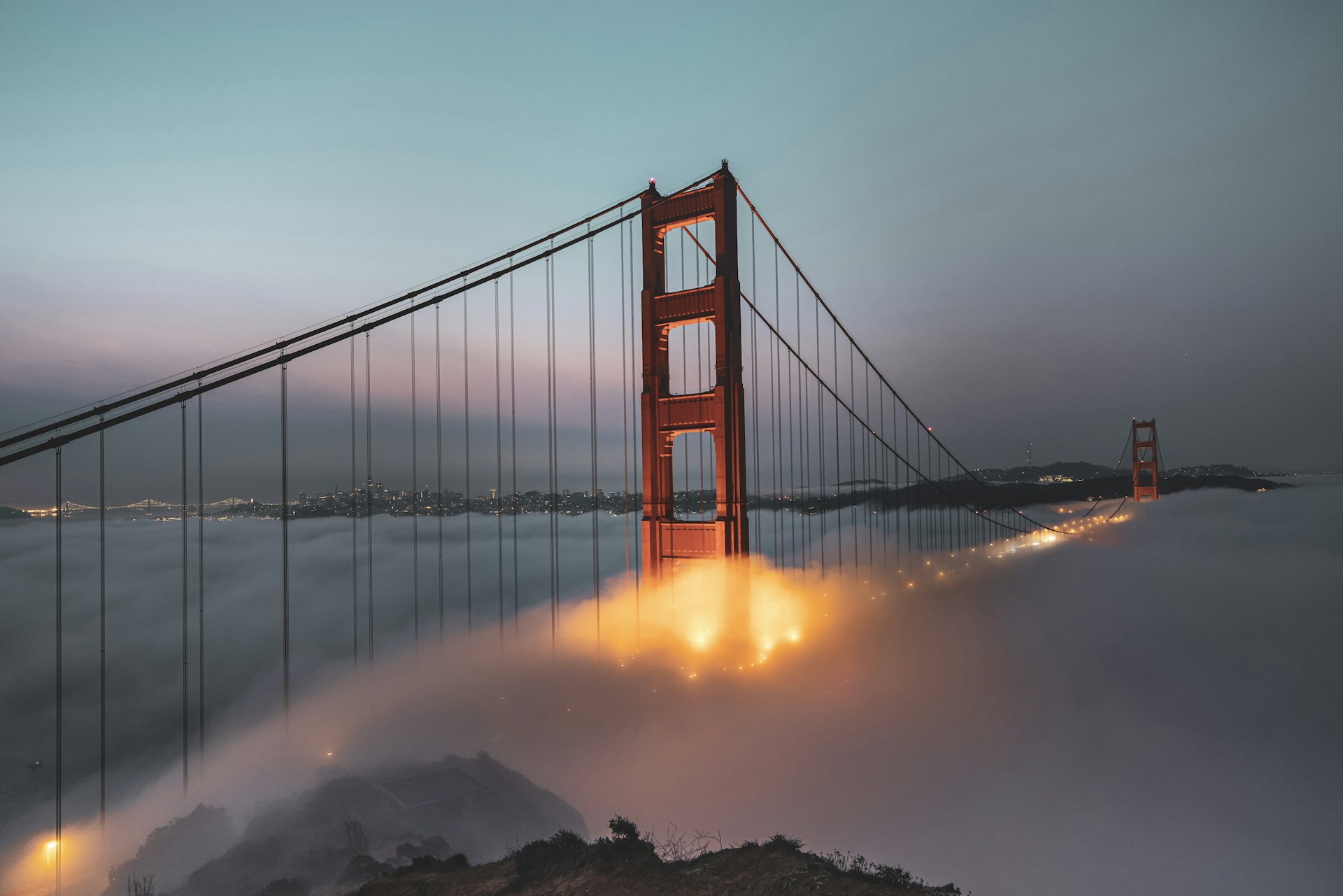 Golden Gate entre la niebla de San Francisco